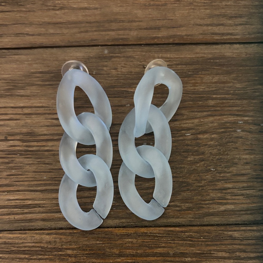 Elegant Blue Chain Link Earrings